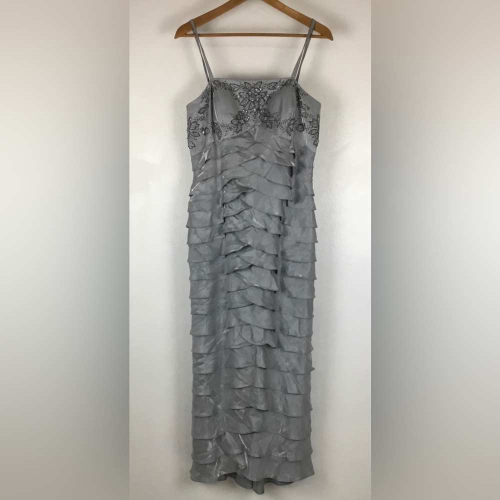 Elegant Nina Nischelle Silvery Gray Waterfall Tiered Ruffled Event Gown 12